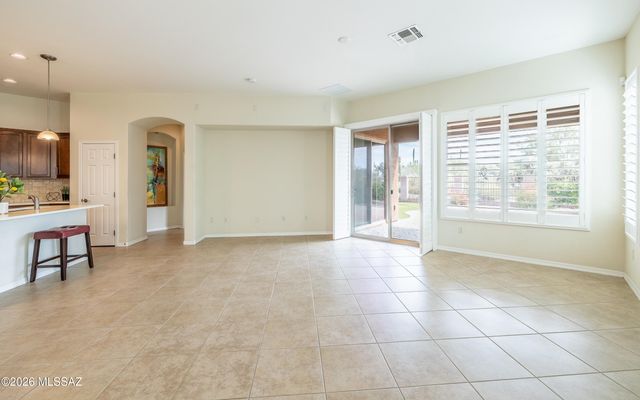 12648 N New Reflection Drive, Marana, AZ 85658