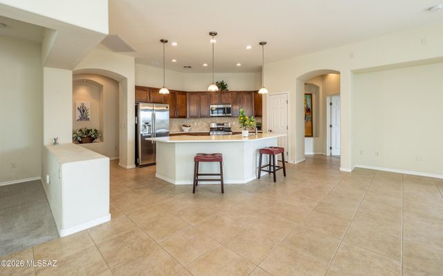 12648 N New Reflection Drive, Marana, AZ 85658