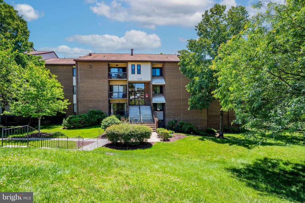 Image 5 of property listing at 11220 CHERRY HILL RD #254, Beltsville, MD 20705