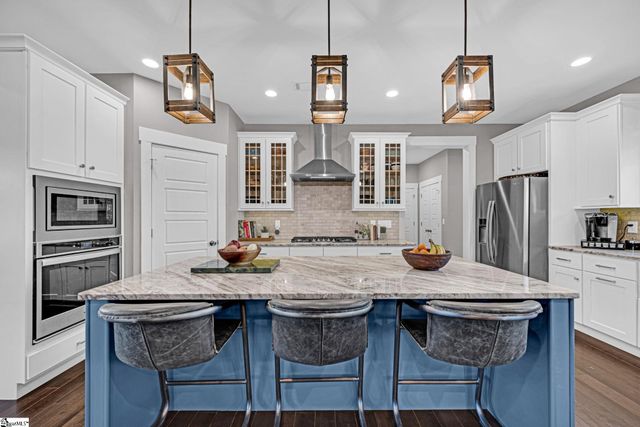 629 Riverstead Drive, Marietta, SC 29661