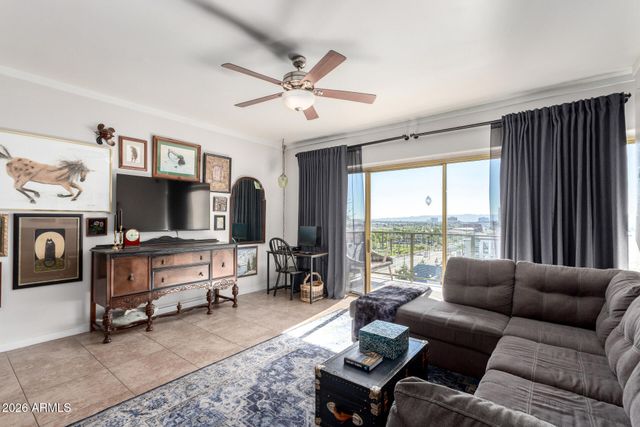 4750 N CENTRAL Avenue 8B, Phoenix, AZ 85012