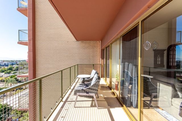 4750 N CENTRAL Avenue 8B, Phoenix, AZ 85012