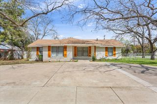 2701 Braemar Drive, Waco, TX 76710