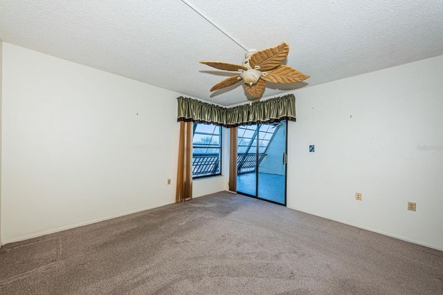 9860 62ND TERRACE N 1025, St Petersburg, FL 33708