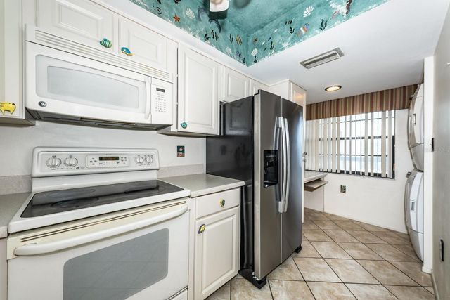 9860 62ND TERRACE N 1025, St Petersburg, FL 33708