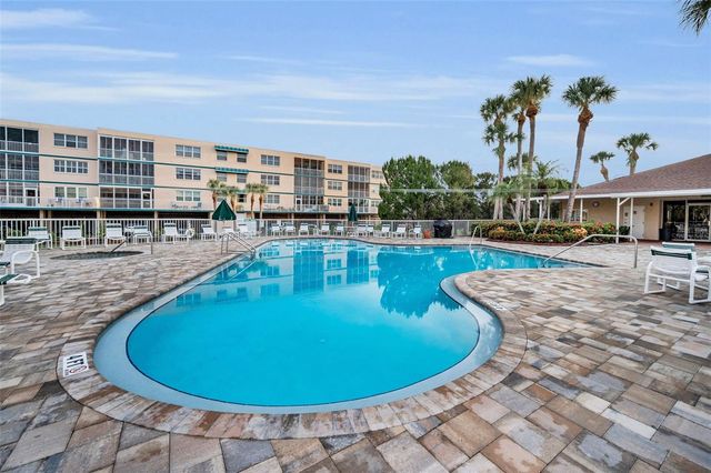 9860 62ND TERRACE N 1025, St Petersburg, FL 33708