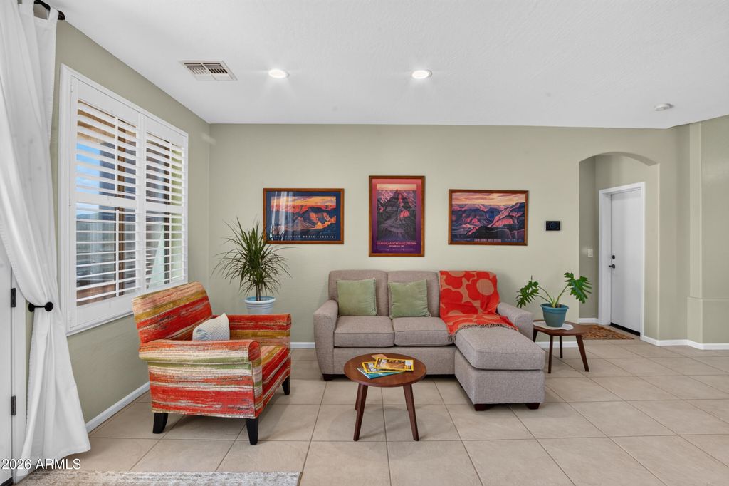 15809 W MERCER Lane, Surprise, AZ 85379 — photo 5