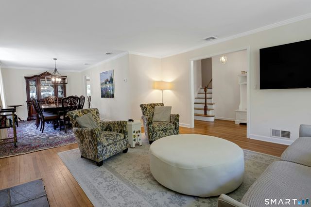 104 Nutmeg Lane, Stamford, CT 06905