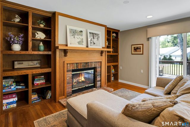 104 Nutmeg Lane, Stamford, CT 06905