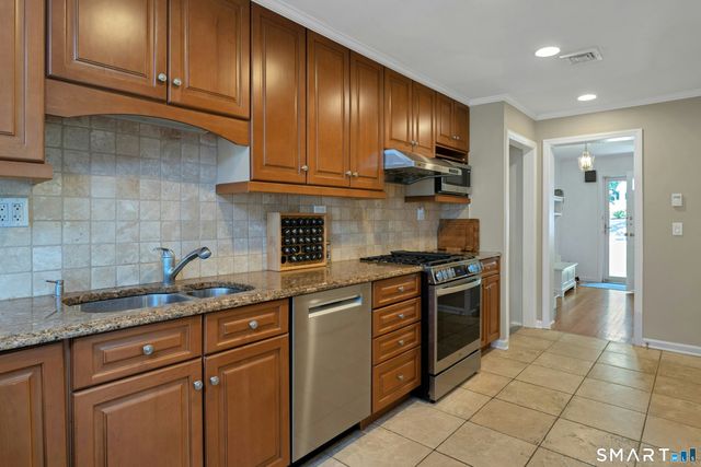 104 Nutmeg Lane, Stamford, CT 06905