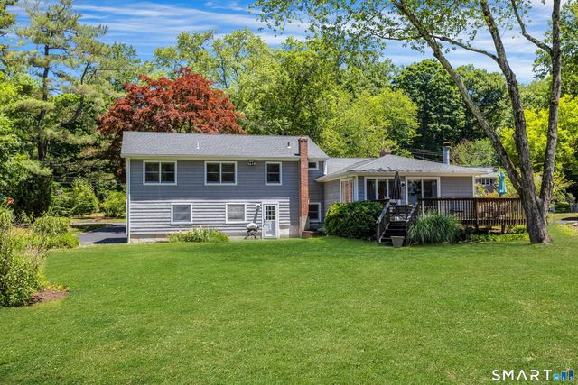 104 Nutmeg Lane, Stamford, CT 06905