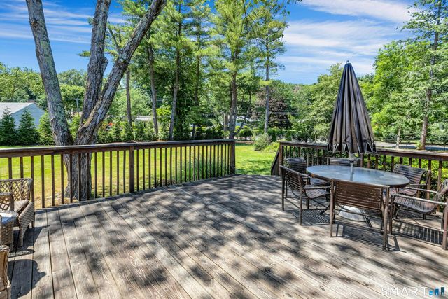 104 Nutmeg Lane, Stamford, CT 06905