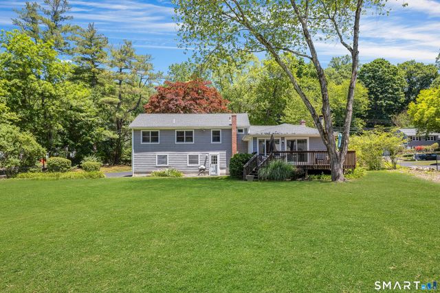 104 Nutmeg Lane, Stamford, CT 06905