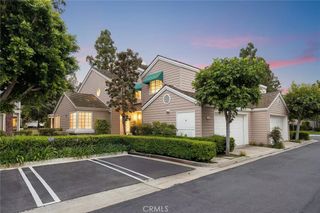 56 Lakefront 52, Irvine, CA 92604