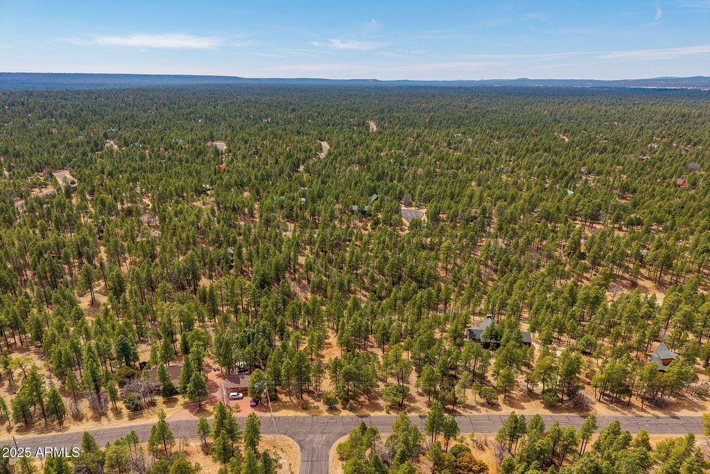 Image 14 of property listing at 2526 WELL WATER Road 322, Happy Jack, AZ 86024