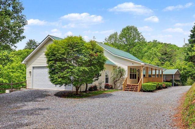 257 Brandus Drive, Hayesville, NC 28904