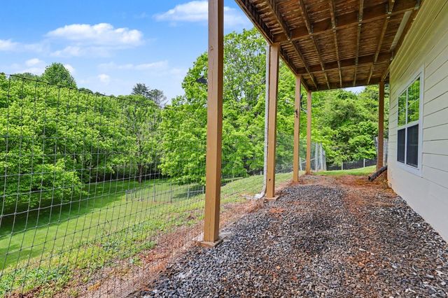 257 Brandus Drive, Hayesville, NC 28904