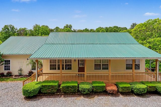 257 Brandus Drive, Hayesville, NC 28904