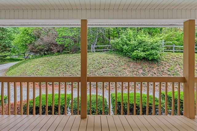 257 Brandus Drive, Hayesville, NC 28904