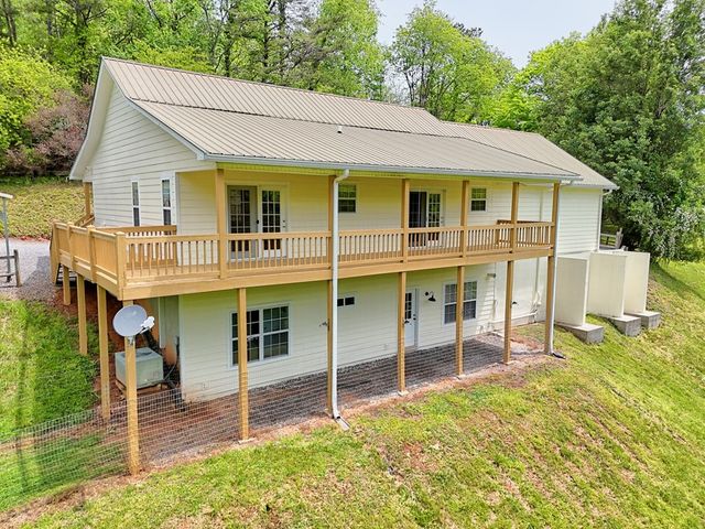 257 Brandus Drive, Hayesville, NC 28904