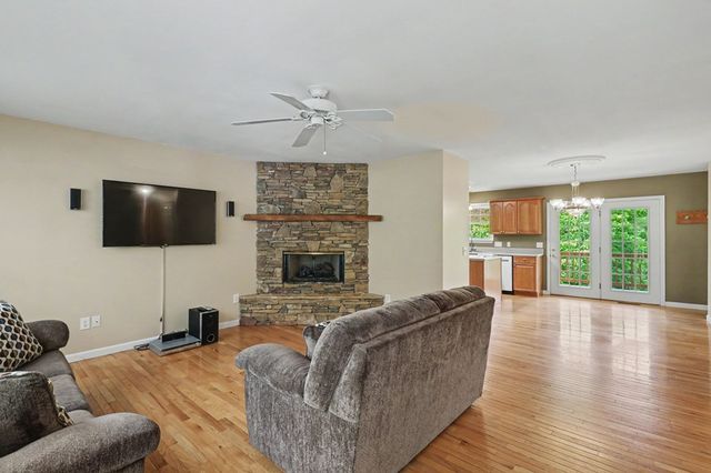 257 Brandus Drive, Hayesville, NC 28904