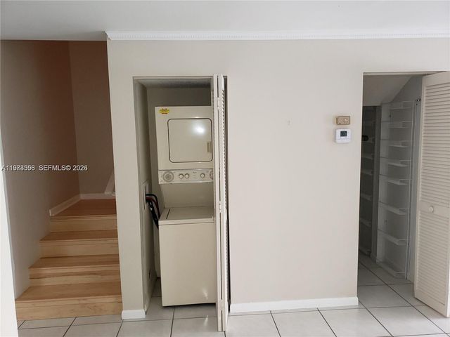 313 Waterside Dr 313, Hypoluxo, FL 33462