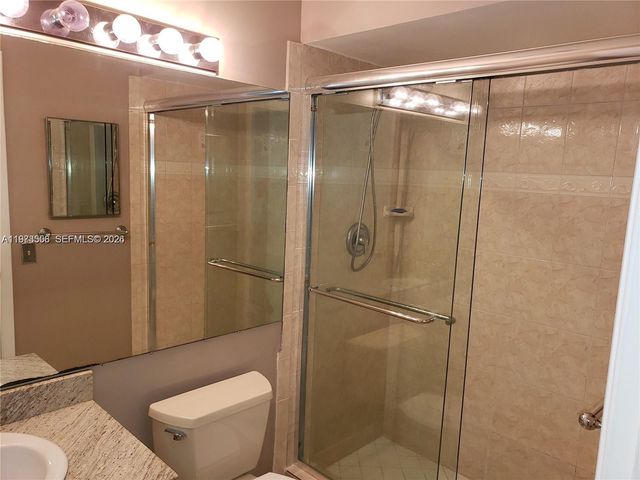 313 Waterside Dr 313, Hypoluxo, FL 33462