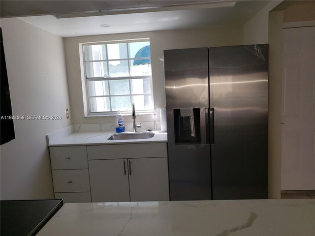 313 Waterside Dr 313, Hypoluxo, FL 33462