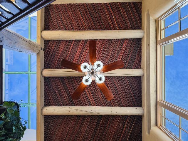 30 Camino Sanador, Santa Fe, NM 87505