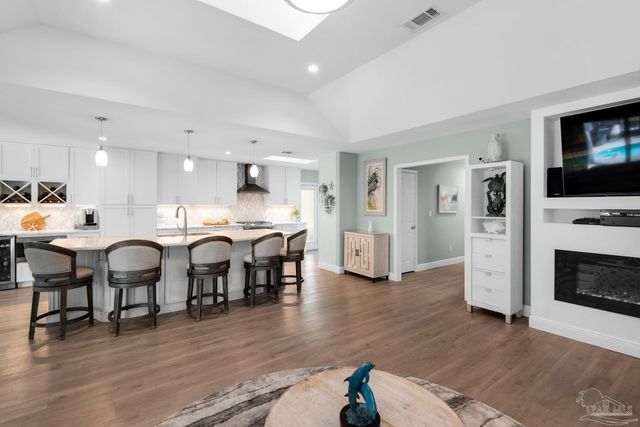 2957 Coral Strip Pkwy, Gulf Breeze, FL 32563