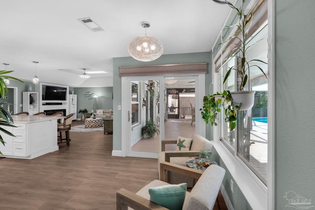 2957 Coral Strip Pkwy, Gulf Breeze, FL 32563