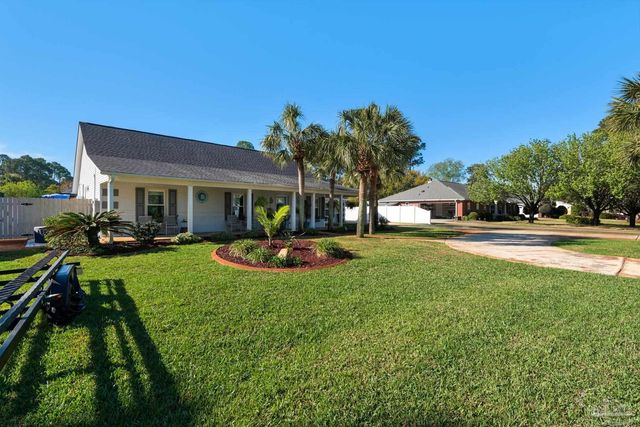 2957 Coral Strip Pkwy, Gulf Breeze, FL 32563
