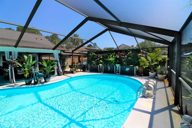 2957 Coral Strip Pkwy, Gulf Breeze, FL 32563