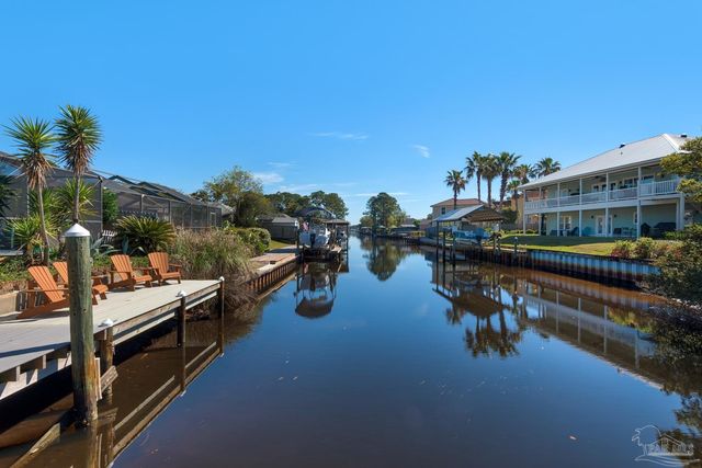 2957 Coral Strip Pkwy, Gulf Breeze, FL 32563