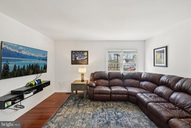 736 ANNAPOLIS DR, Ruther Glen, VA 22546