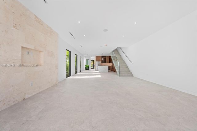 3320 SW 23rd St, Miami, FL 33145
