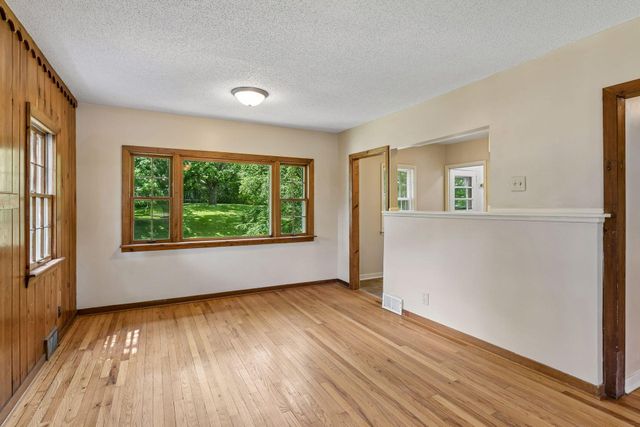 3522 Baker Road, Minnetonka, MN 55305