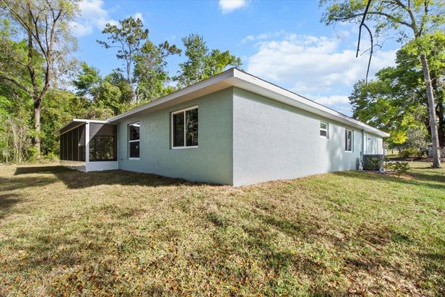 2396 W FAIRWAY LOOP, Citrus Springs, FL 34434