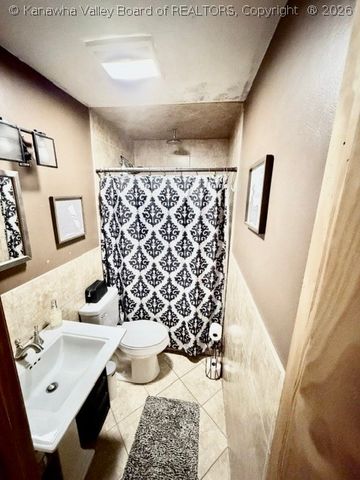 5106 Sunshine Circle, Cross Lanes, WV 25313