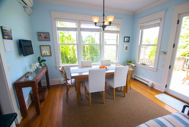 27 Church Street, Groton, CT 06340