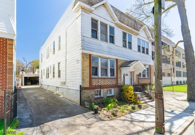 316 Ellery Ave, Newark City, NJ 07106