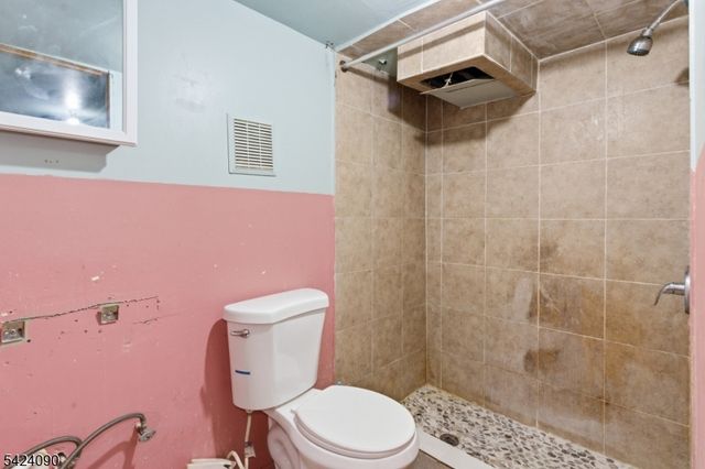 316 Ellery Ave, Newark City, NJ 07106
