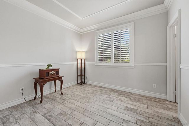 2449 Pine Valley Glen, Escondido, CA 92026