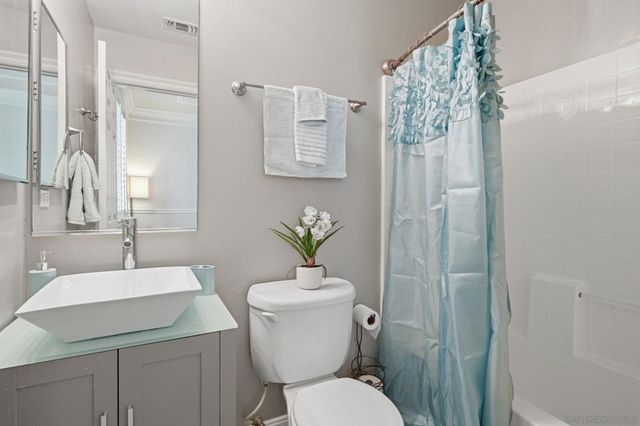 2449 Pine Valley Glen, Escondido, CA 92026