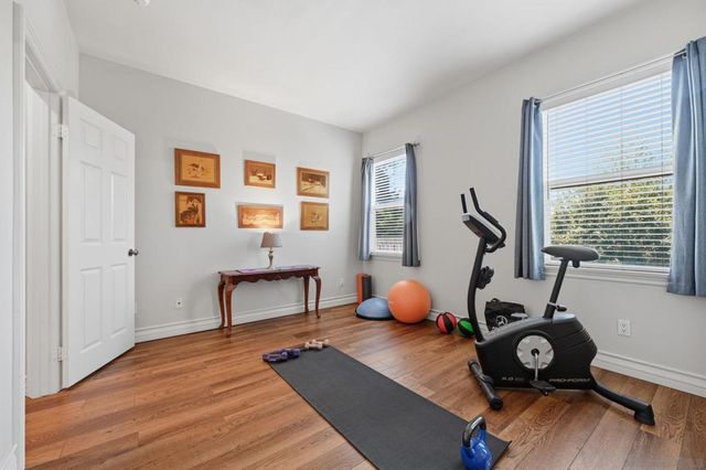 2449 Pine Valley Glen, Escondido, CA 92026