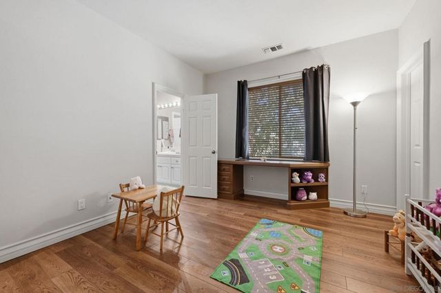 2449 Pine Valley Glen, Escondido, CA 92026