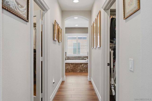 2449 Pine Valley Glen, Escondido, CA 92026