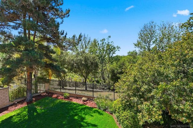 2449 Pine Valley Glen, Escondido, CA 92026