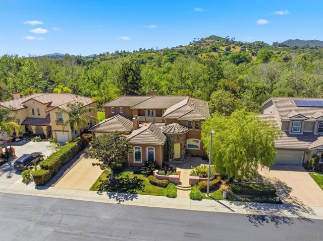 2449 Pine Valley Glen, Escondido, CA 92026