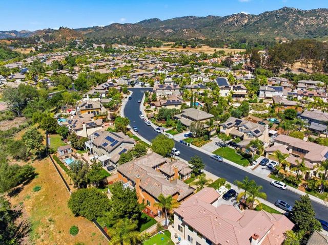 2449 Pine Valley Glen, Escondido, CA 92026